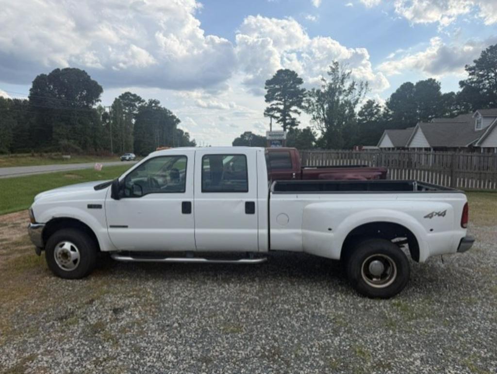 2002 Ford F-350 - $9,500