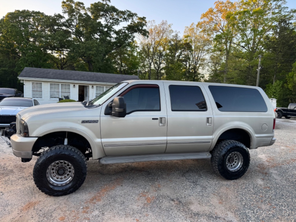 2004 Ford Excursion Limited photo