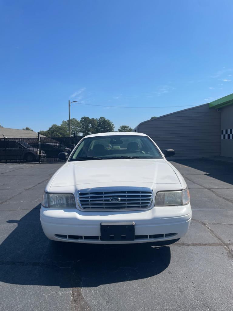 2008 Ford Crown Victoria - $3,500