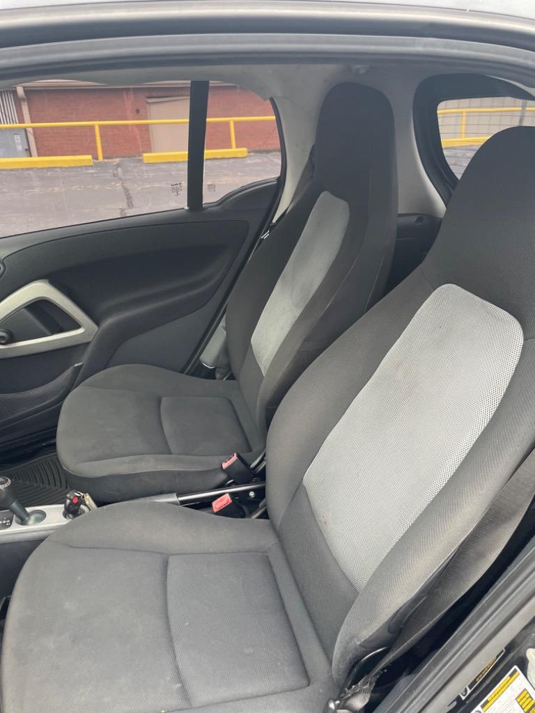 2014 smart fortwo - $4,500