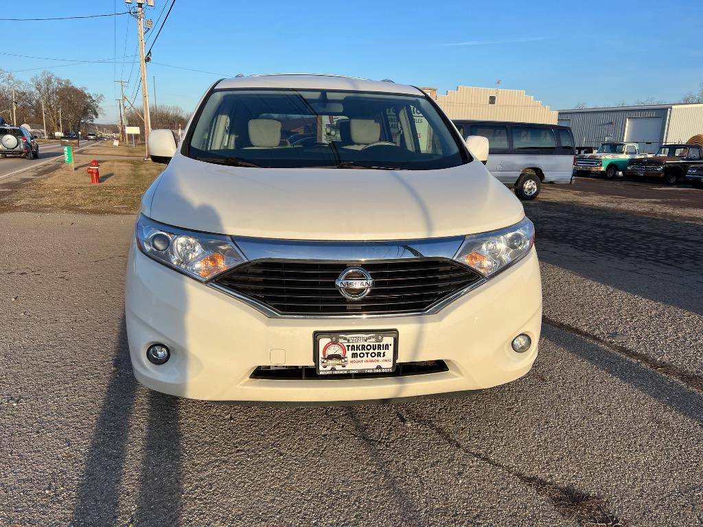 2015 Nissan Quest SV photo