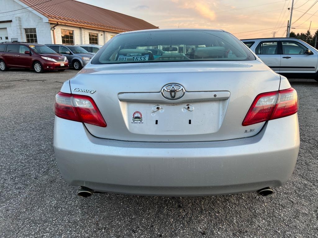 2008 Toyota Camry LE V6 photo