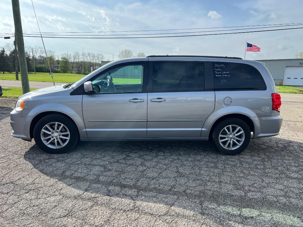 2015 Dodge Grand Caravan SXT photo
