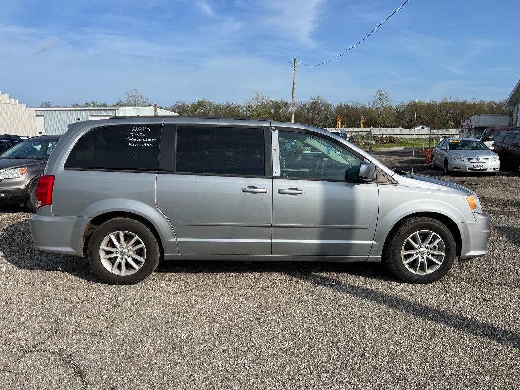 2015 Dodge Grand Caravan SXT photo