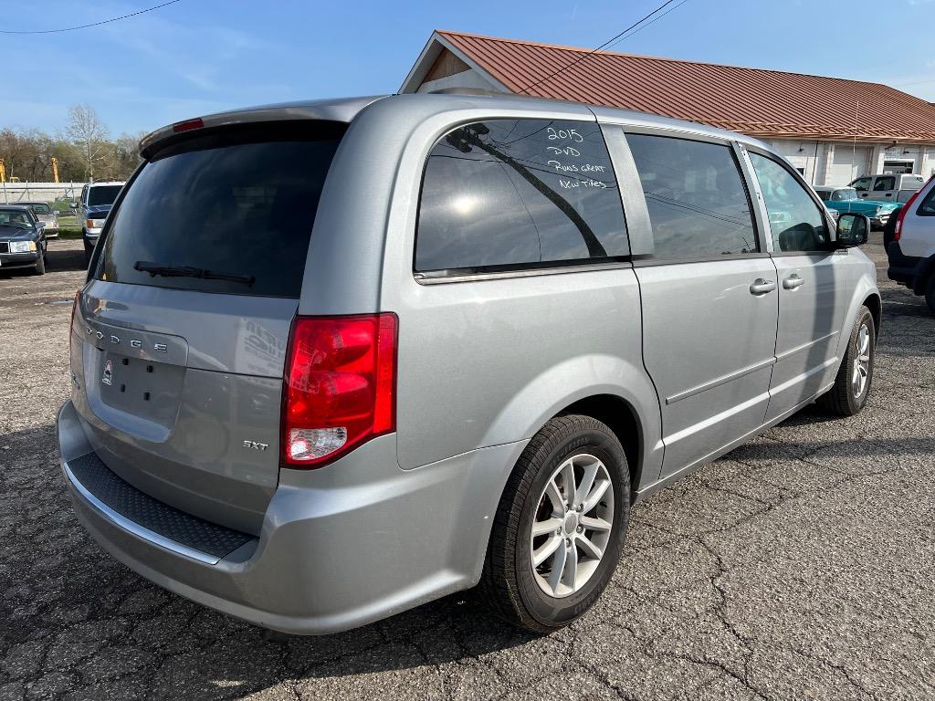 2015 Dodge Grand Caravan SXT photo