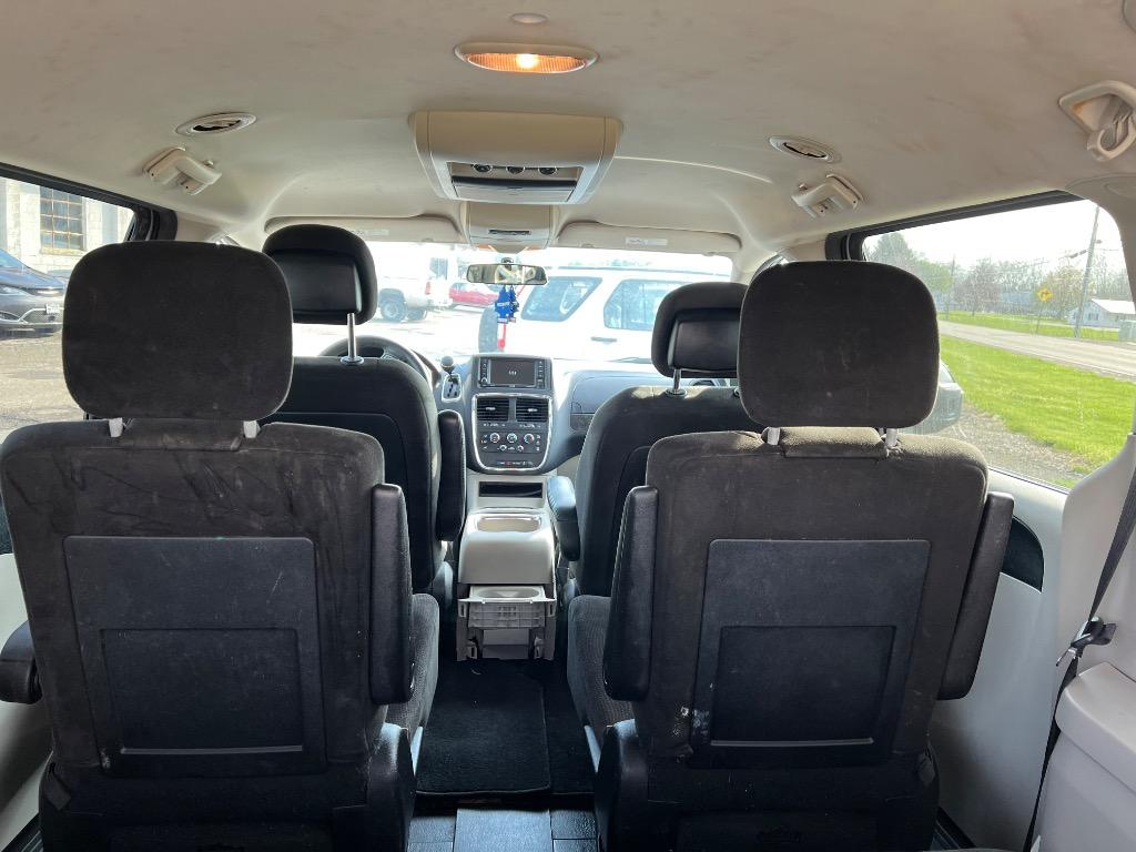 2015 Dodge Grand Caravan SXT photo