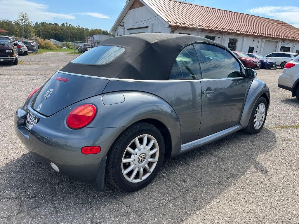 2004 Volkswagen Beetle - $3,500