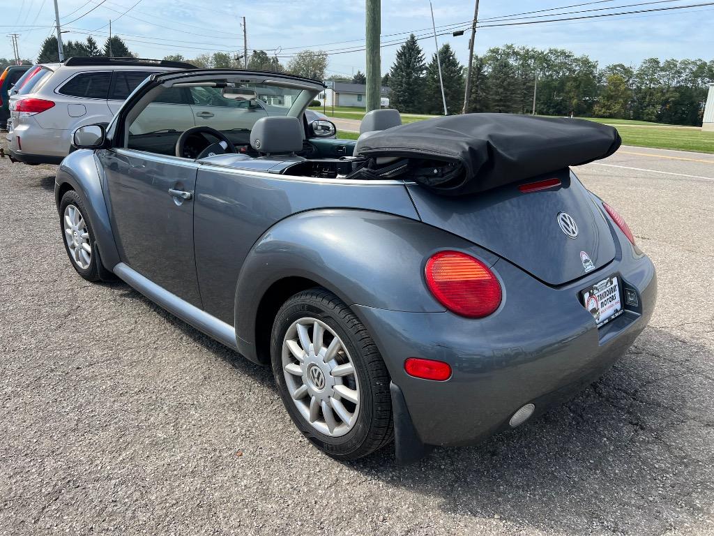 2004 Volkswagen Beetle - $3,500