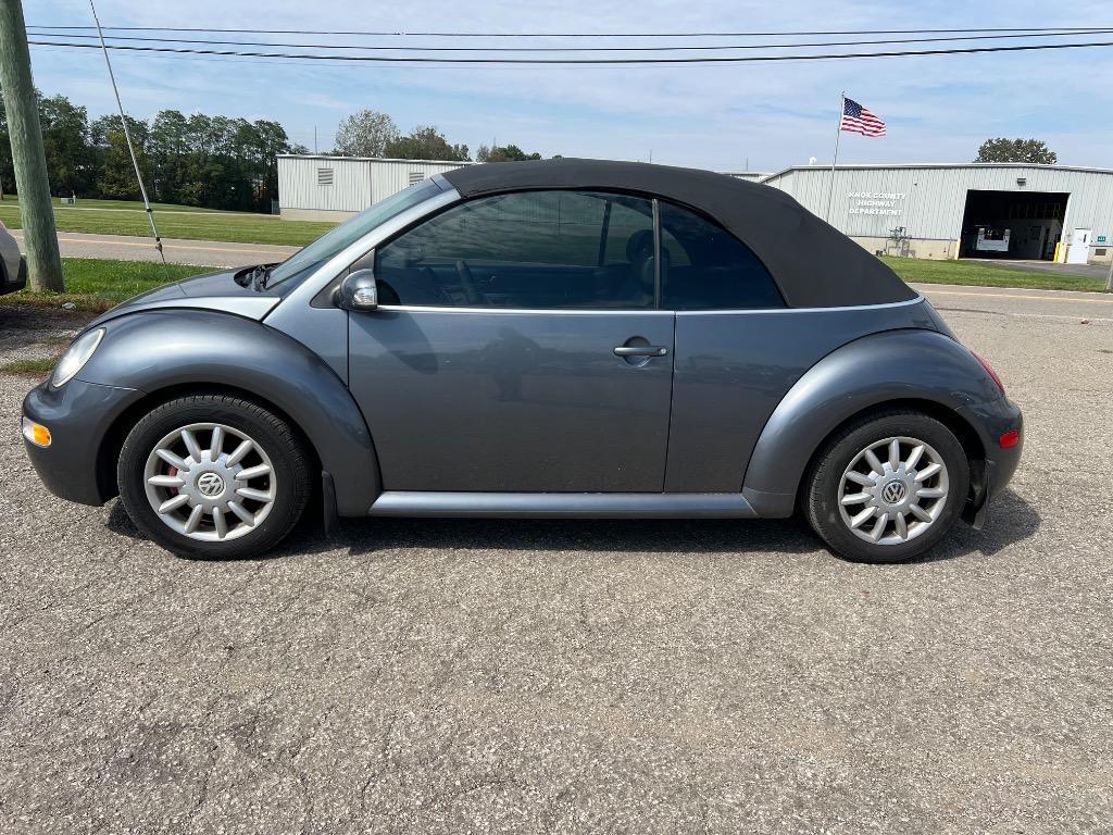 2004 Volkswagen Beetle - $3,500