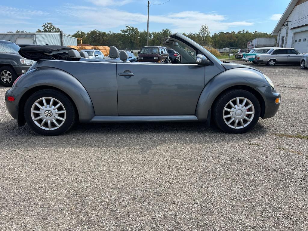 2004 Volkswagen Beetle - $3,500