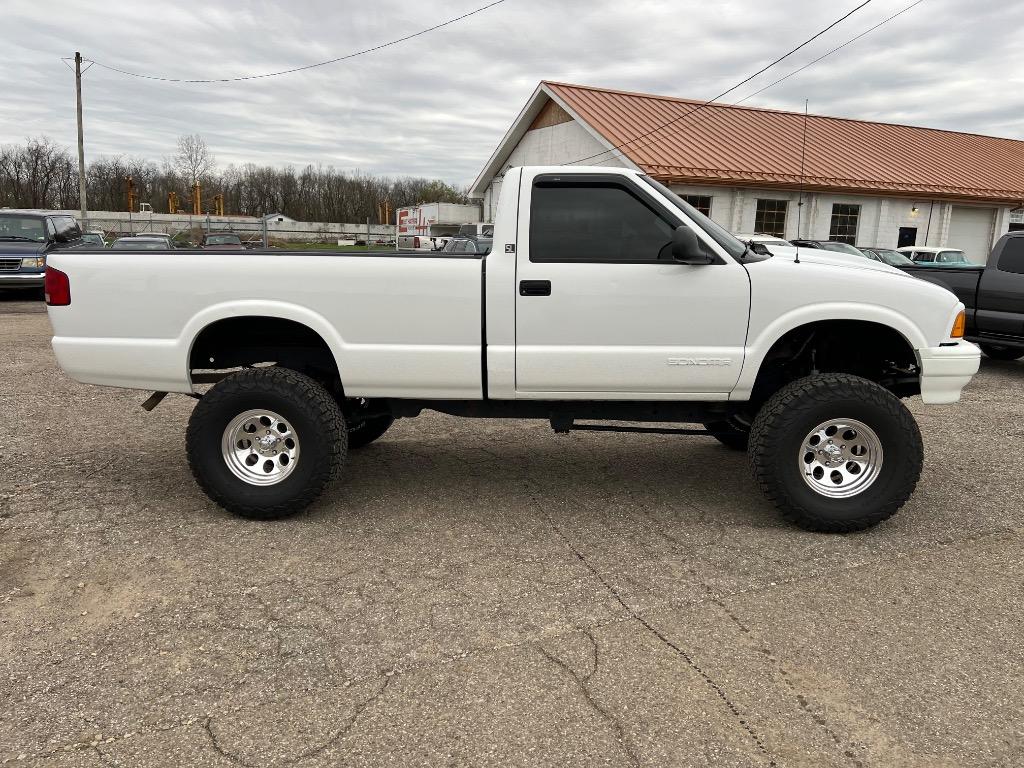 1997 GMC Sonoma SLE photo