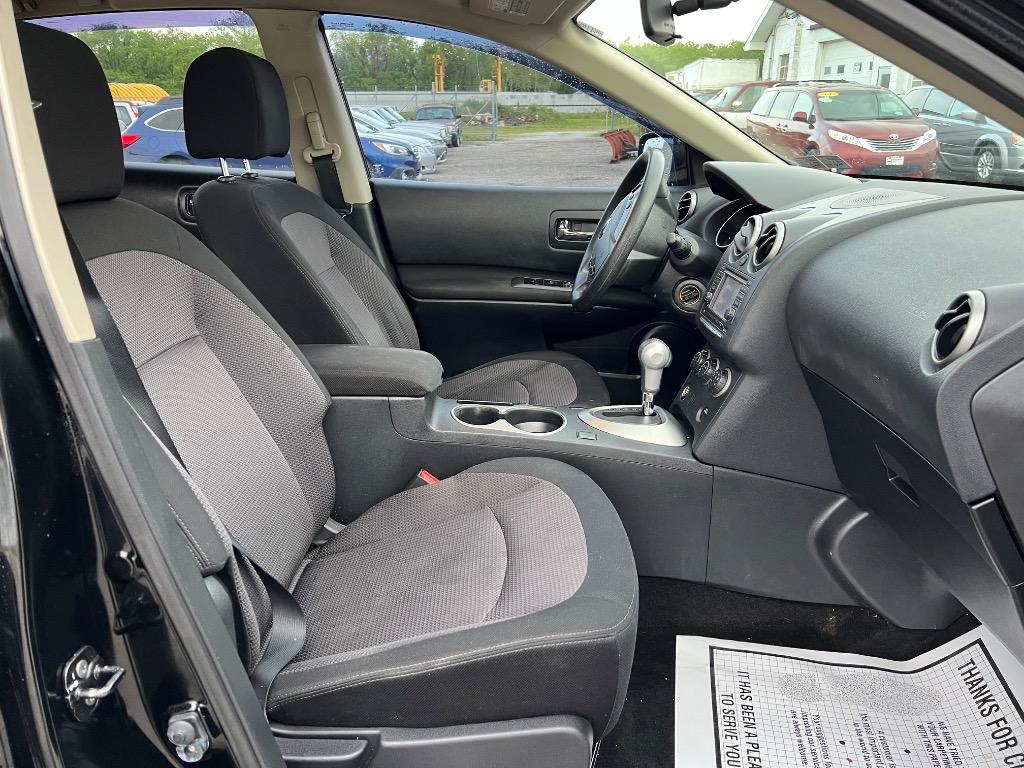 2012 Nissan Rogue S photo