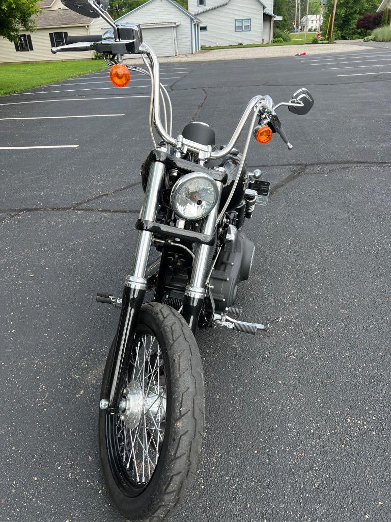 2014 Harley-davidson Dyna Street Bob - $12,500