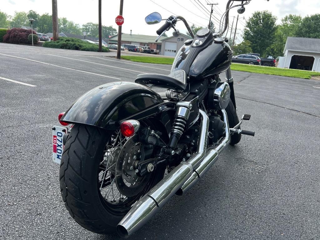 2014 Harley-davidson Dyna Street Bob - $12,500
