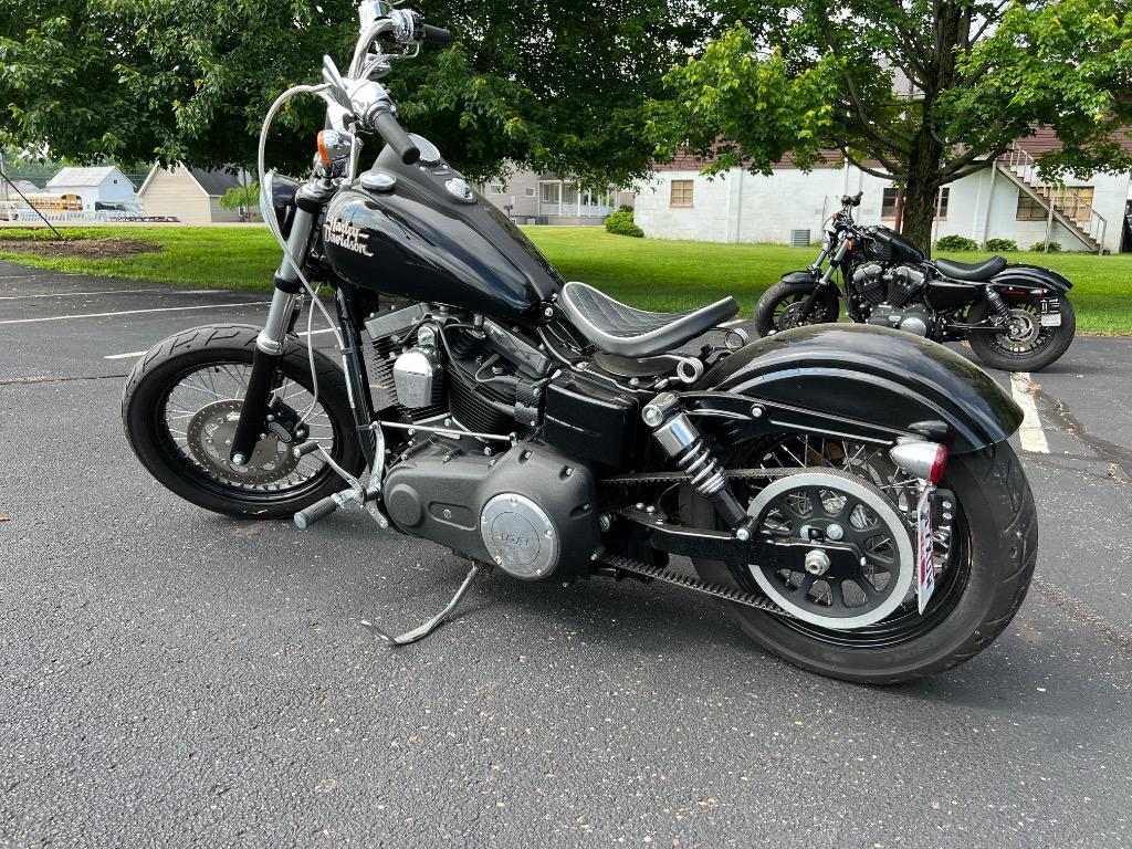 2014 Harley-davidson Dyna Street Bob - $12,500