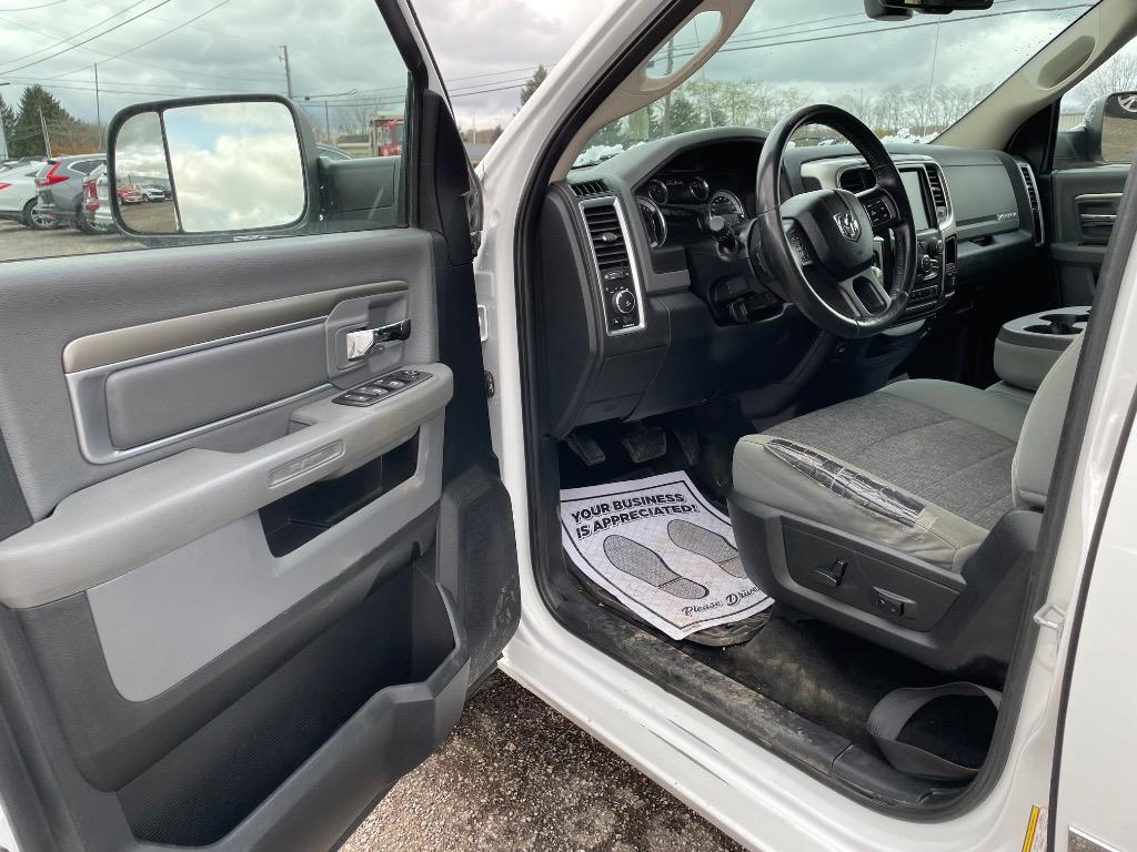 2016 Ram 1500 - $14,995