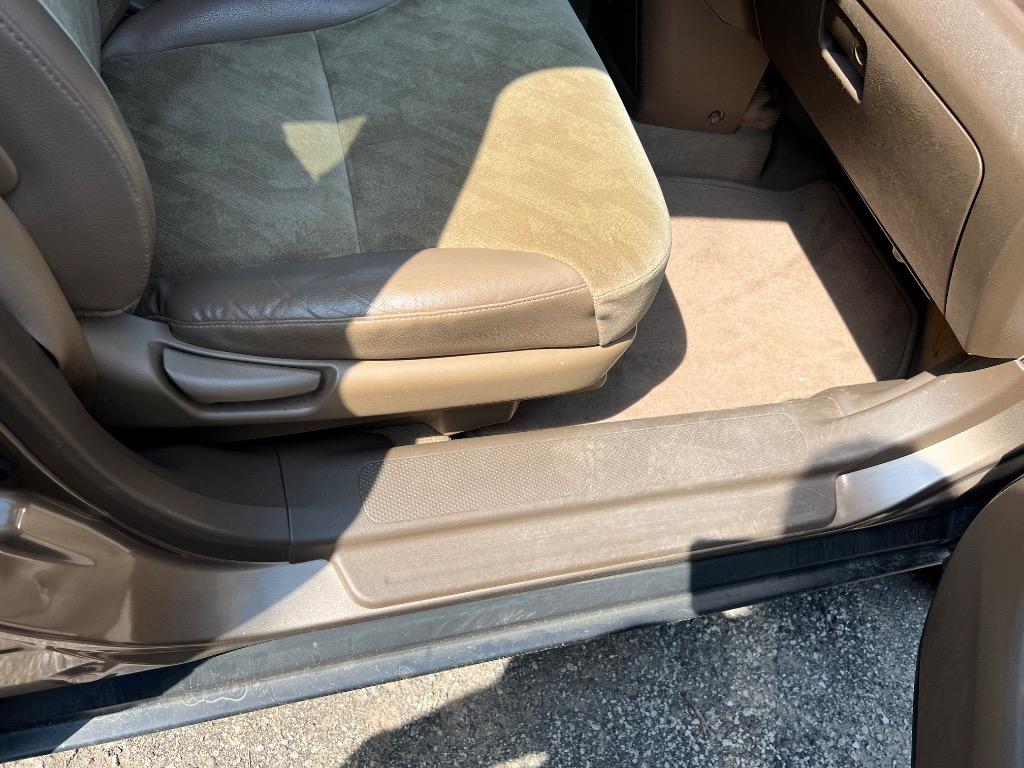 2002 Honda CR-V - $7,500