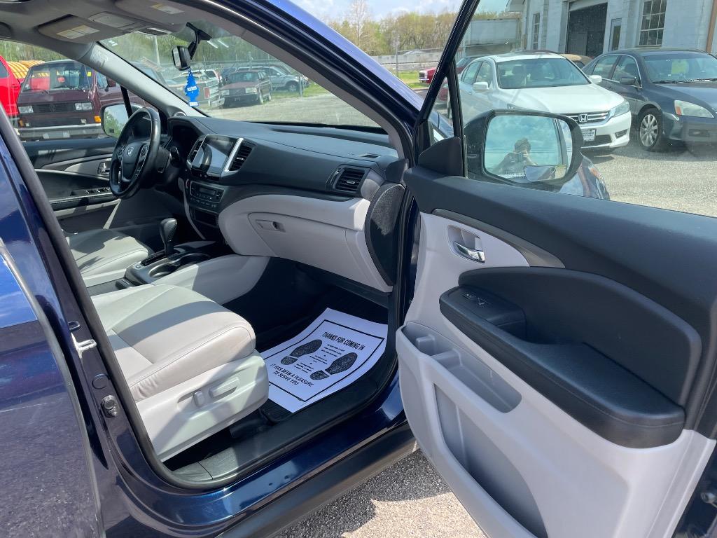 2017 Honda Pilot - $17,700