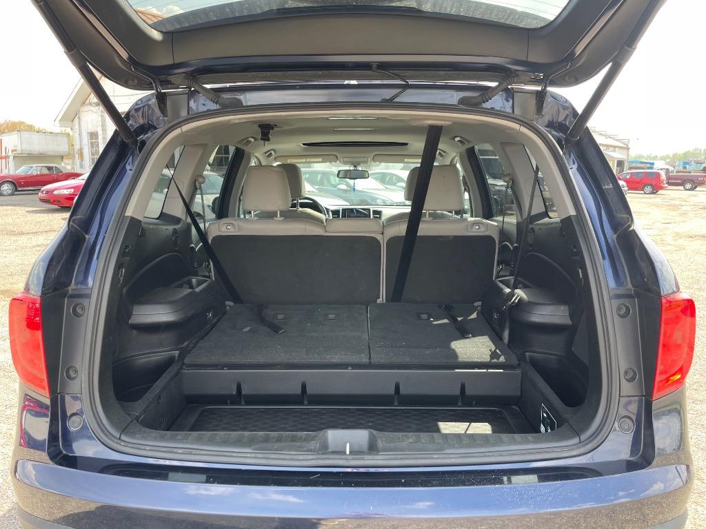 2017 Honda Pilot - $17,700