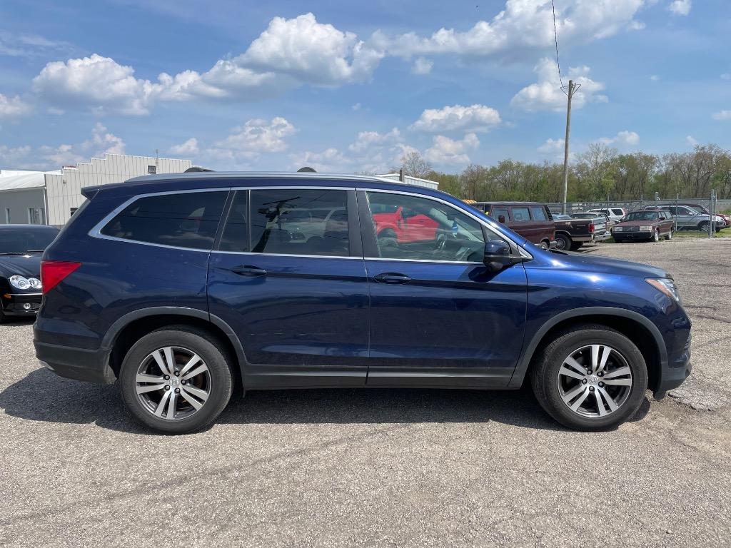 2017 Honda Pilot - $17,700