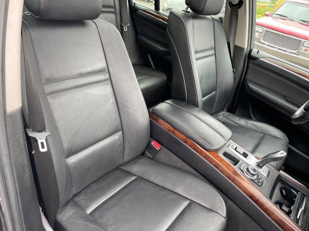 2013 BMW X5 - $7,500
