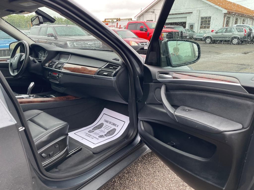 2013 BMW X5 - $7,500