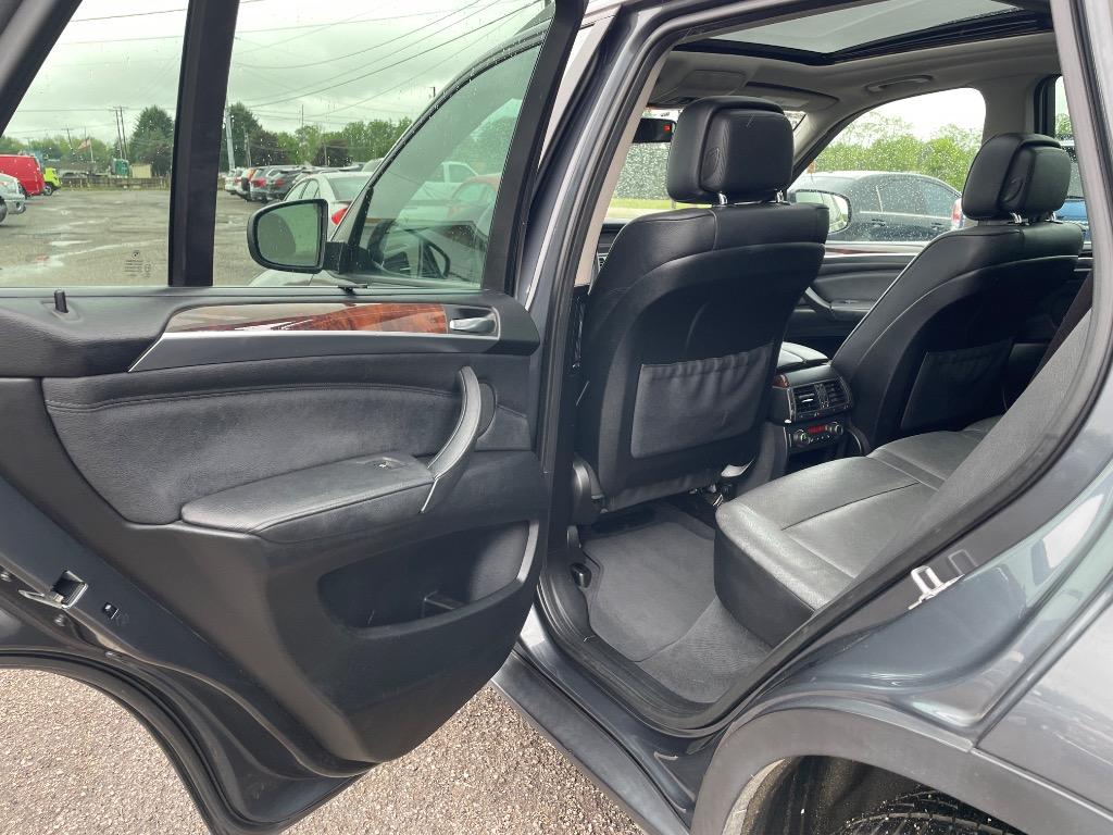 2013 BMW X5 - $7,500