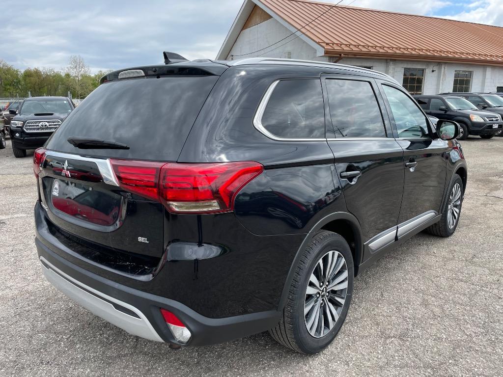 2020 Mitsubishi Outlander - $11,995