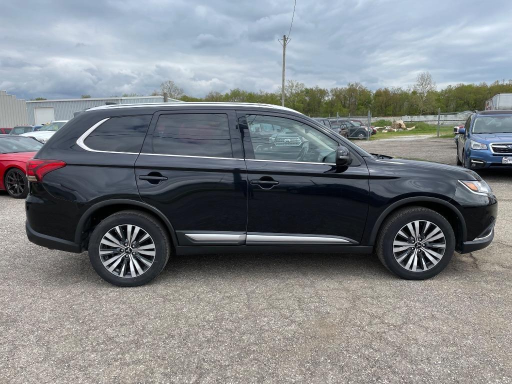 2020 Mitsubishi Outlander - $11,995