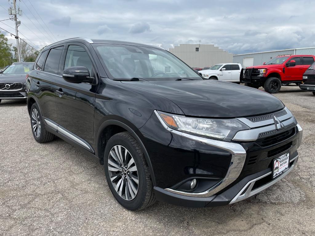 2020 Mitsubishi Outlander - $11,995
