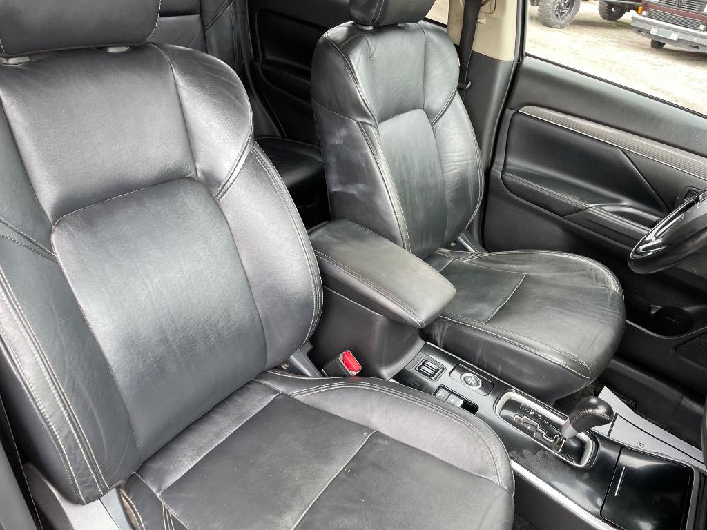 2020 Mitsubishi Outlander - $11,995
