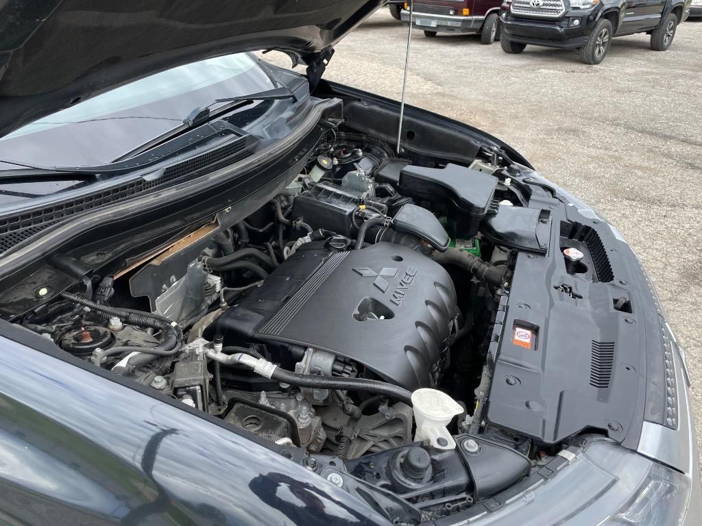 2020 Mitsubishi Outlander - $11,995
