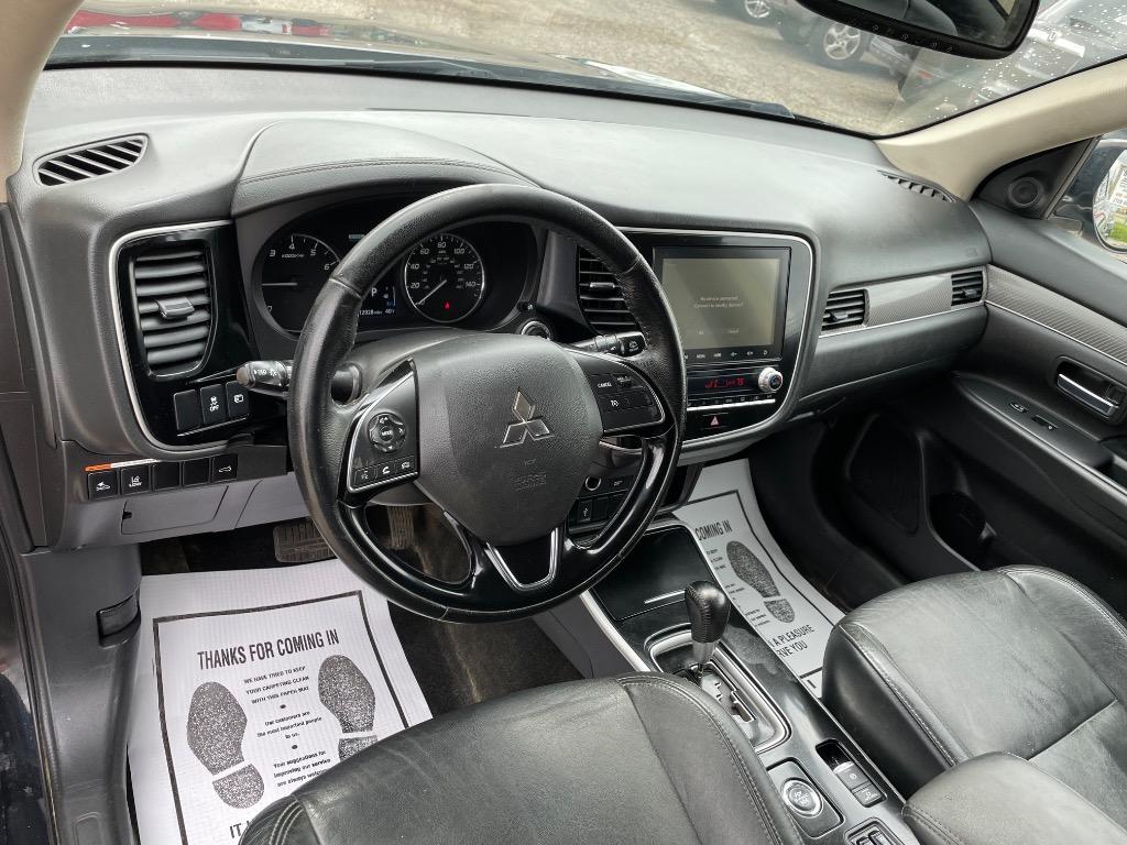 2020 Mitsubishi Outlander - $11,995