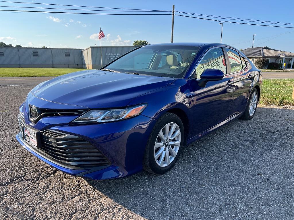 2018 Toyota Camry - $16,500