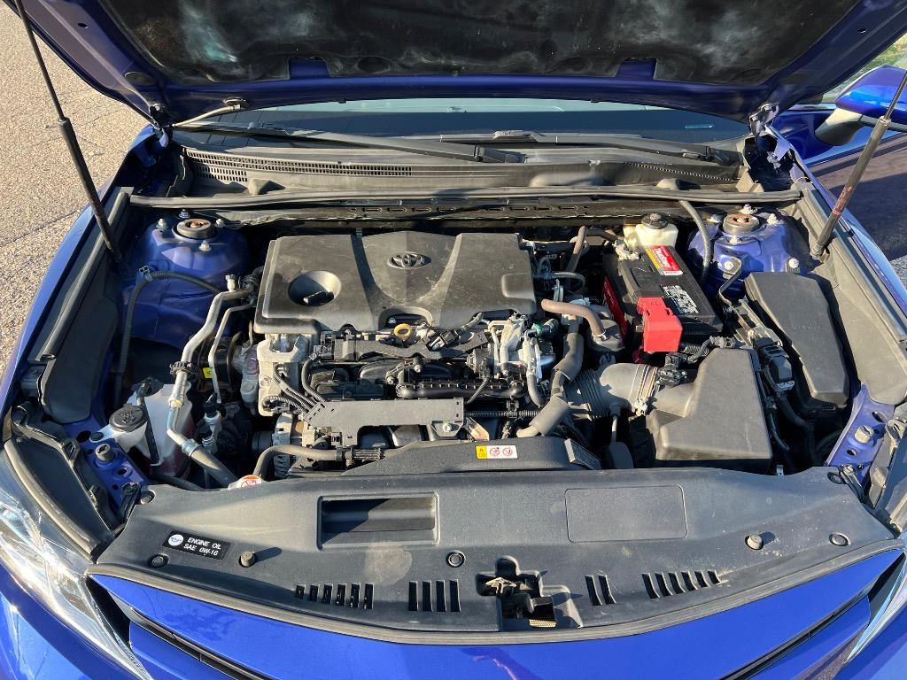 2018 Toyota Camry - $16,500