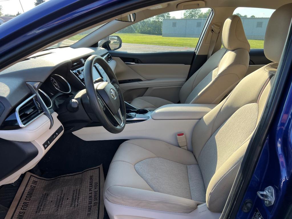 2018 Toyota Camry - $16,500