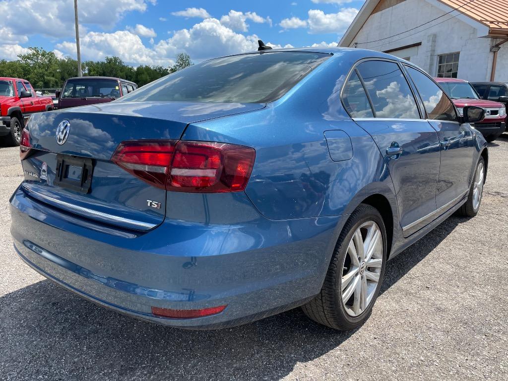 2017 Volkswagen Jetta - $9,995