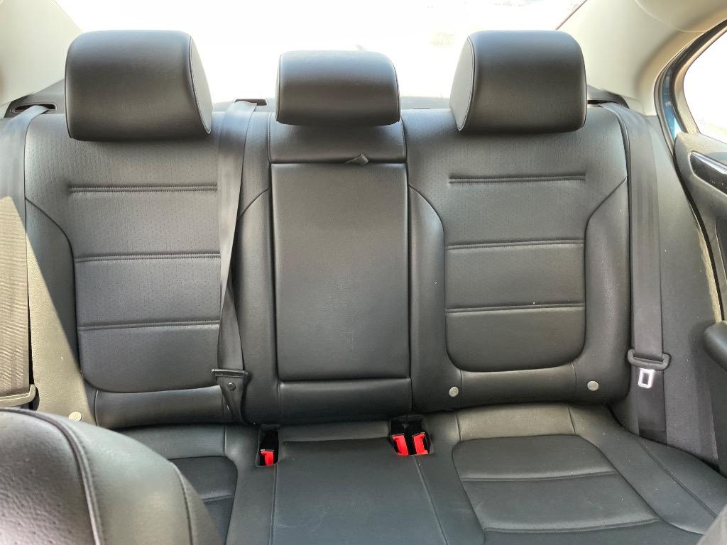 2017 Volkswagen Jetta - $9,995