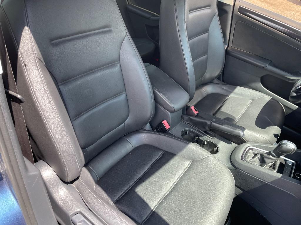 2017 Volkswagen Jetta - $9,995