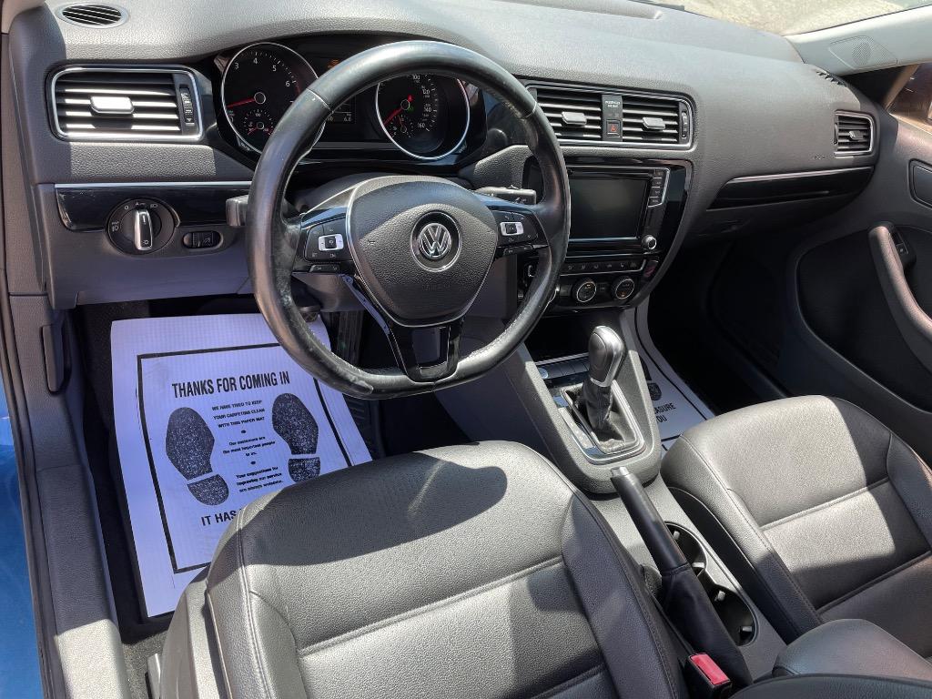 2017 Volkswagen Jetta - $9,995