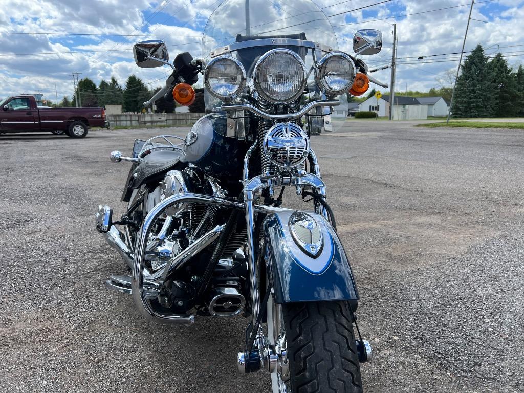 2001 Harley-davidson Heritage Springer - $11,995
