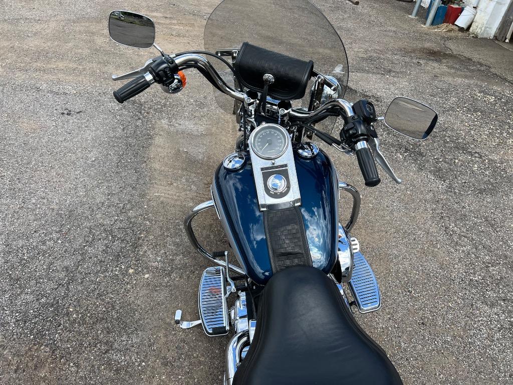 2001 Harley-davidson Heritage Springer - $11,995