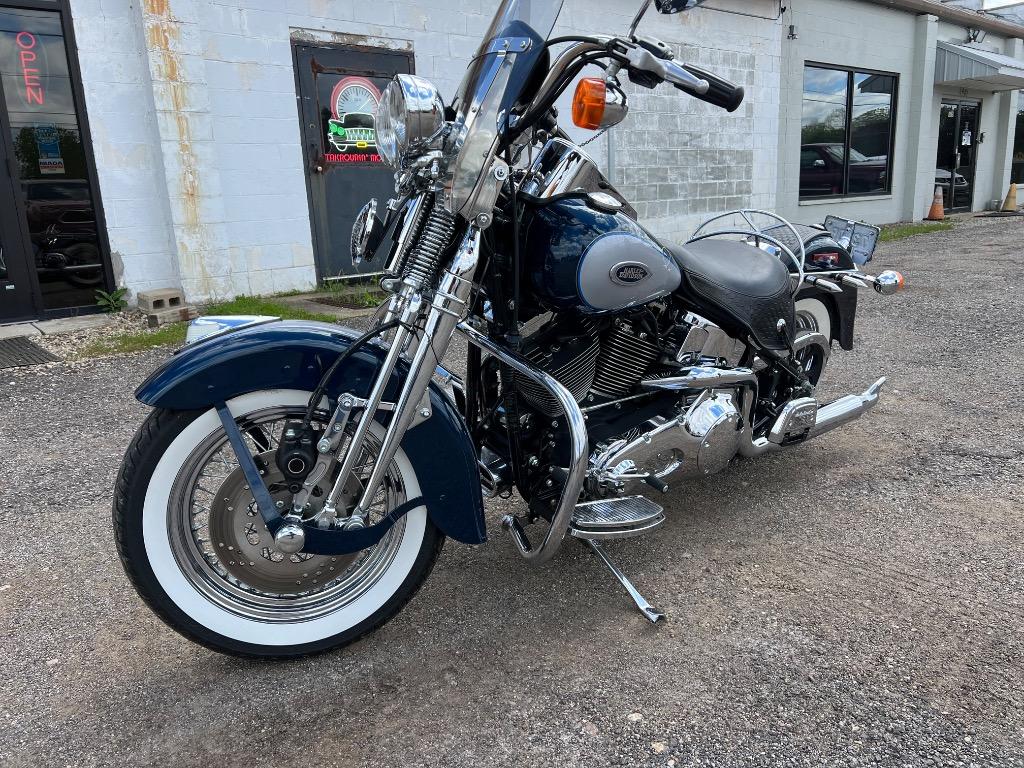 2001 Harley-davidson Heritage Springer - $11,995