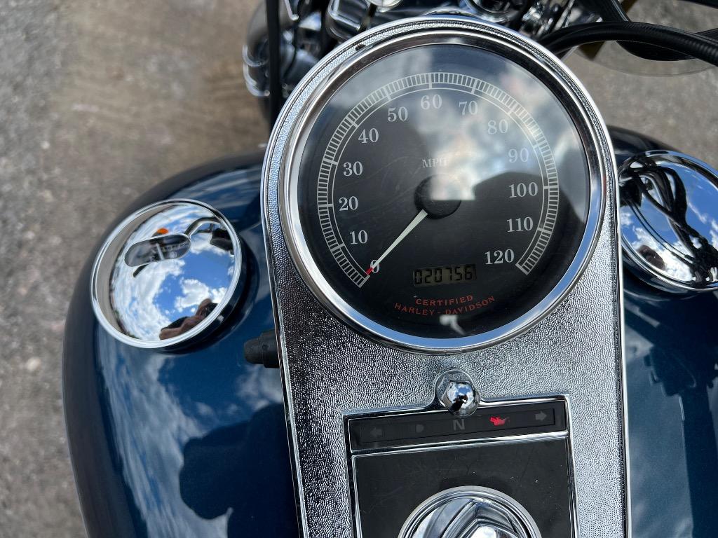 2001 Harley-davidson Heritage Springer - $11,995