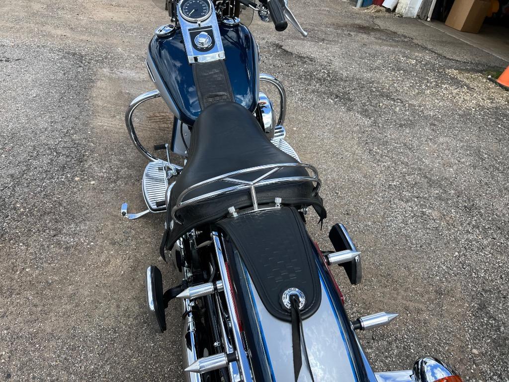 2001 Harley-davidson Heritage Springer - $11,995