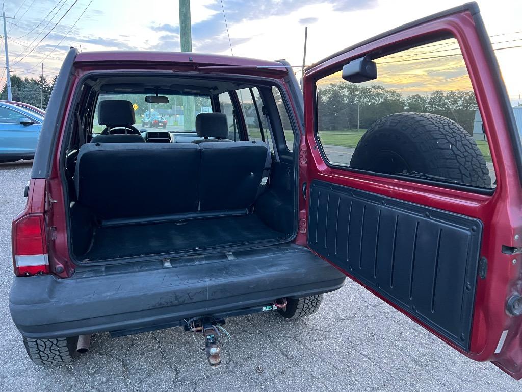 1998 Chevrolet Tracker - $7,995