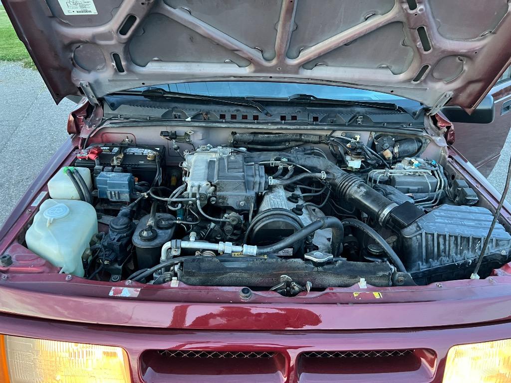 1998 Chevrolet Tracker - $7,995