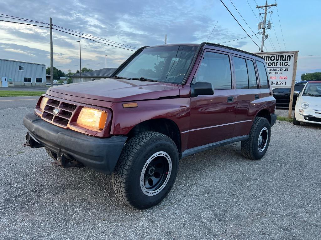 1998 Chevrolet Tracker - $7,995