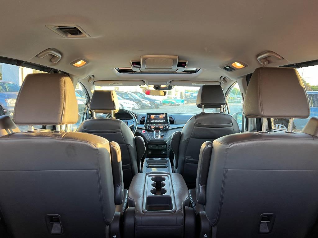2018 Honda Odyssey - $16,995