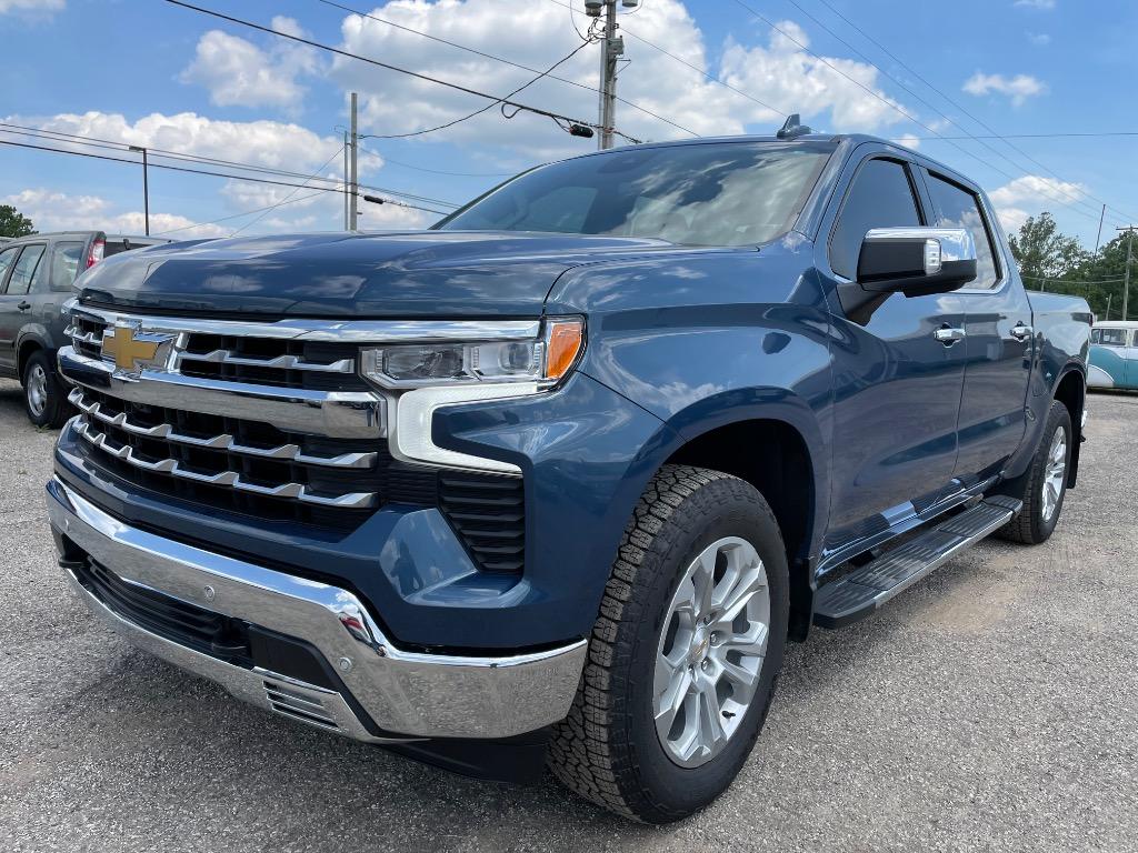 2024 Chevrolet Silverado - $49,495